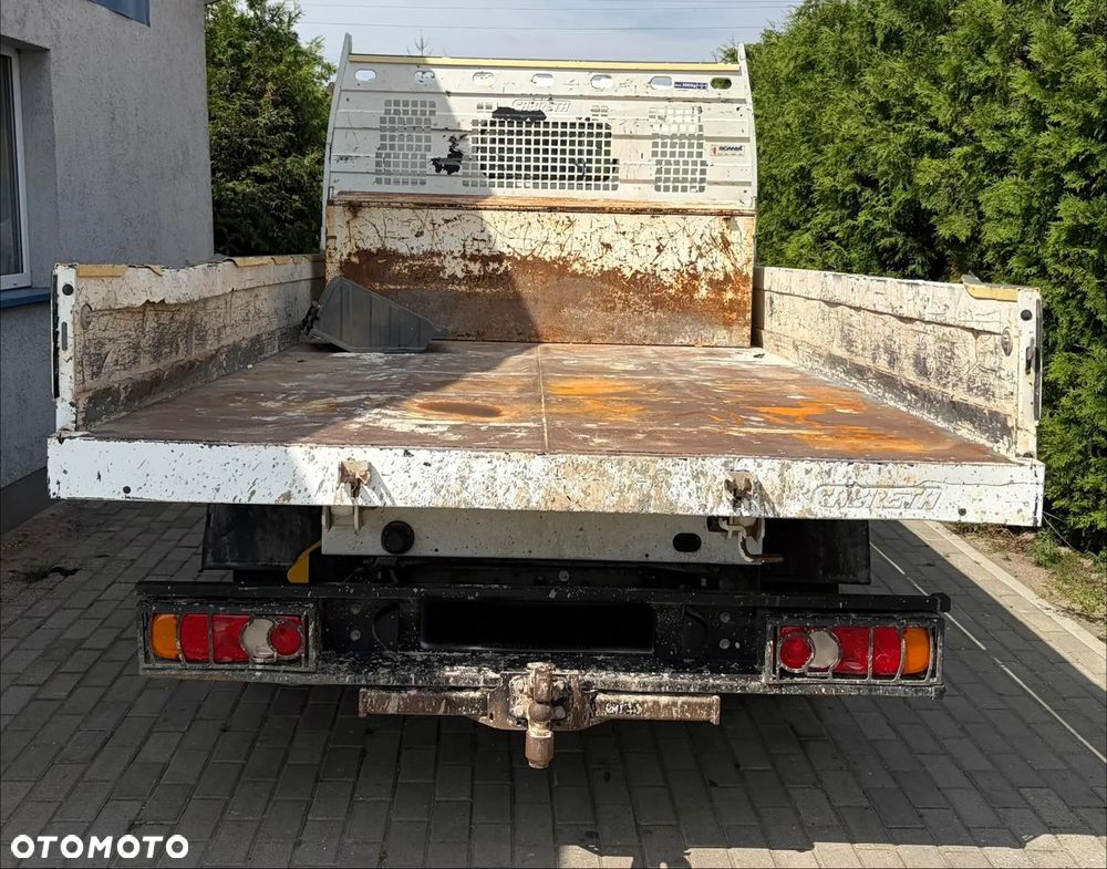 Nissan Cabstar - 8