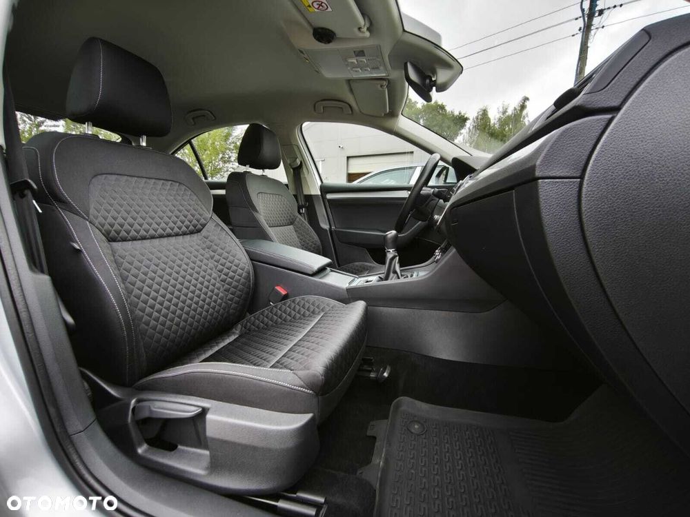Skoda Superb 1.5 TSI Ambition - 19