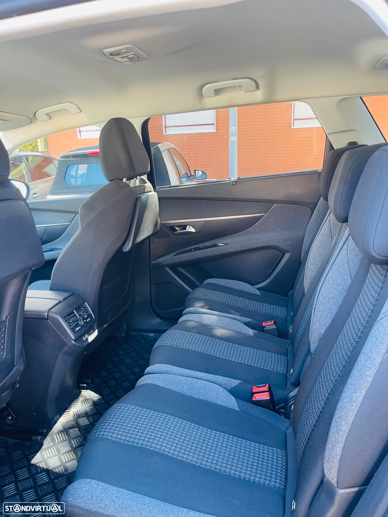 Peugeot 5008 - 4