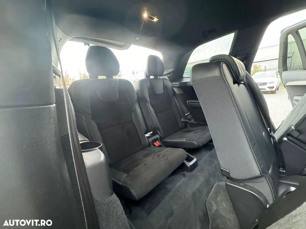 Volvo XC 90 T8 Twin Engine AWD R-Design - 22
