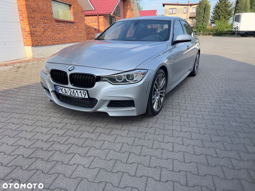 BMW Seria 3 335i Sport-Aut Luxury Line - 2