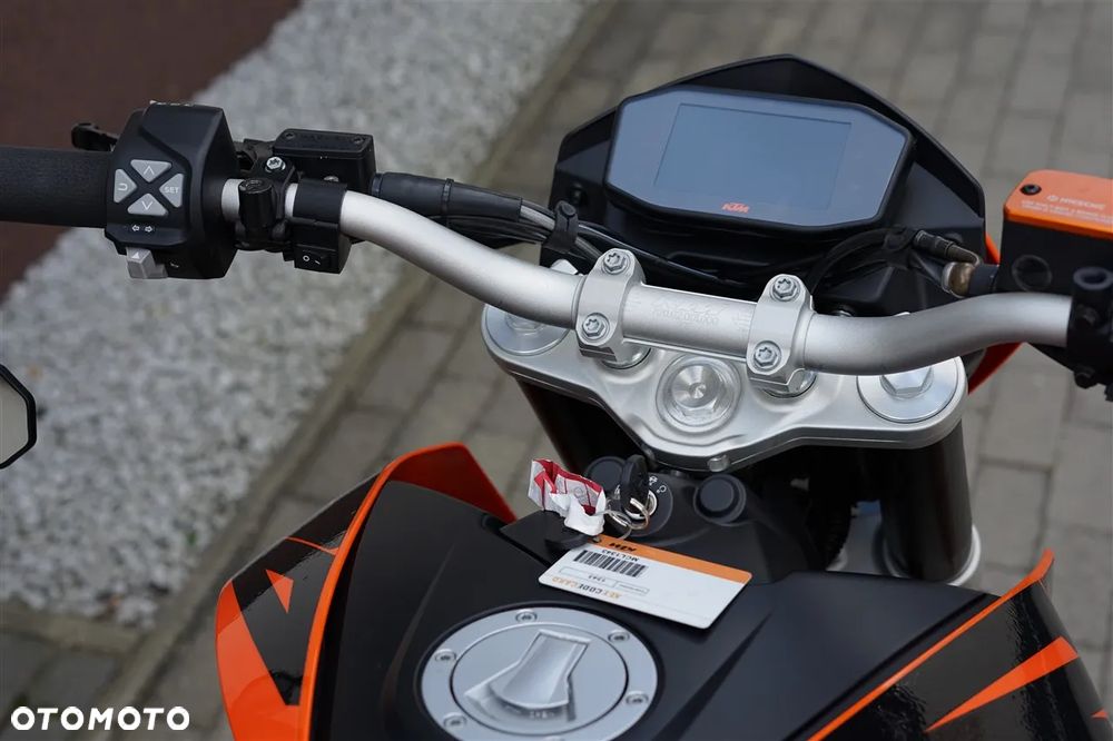 KTM Duke - 18