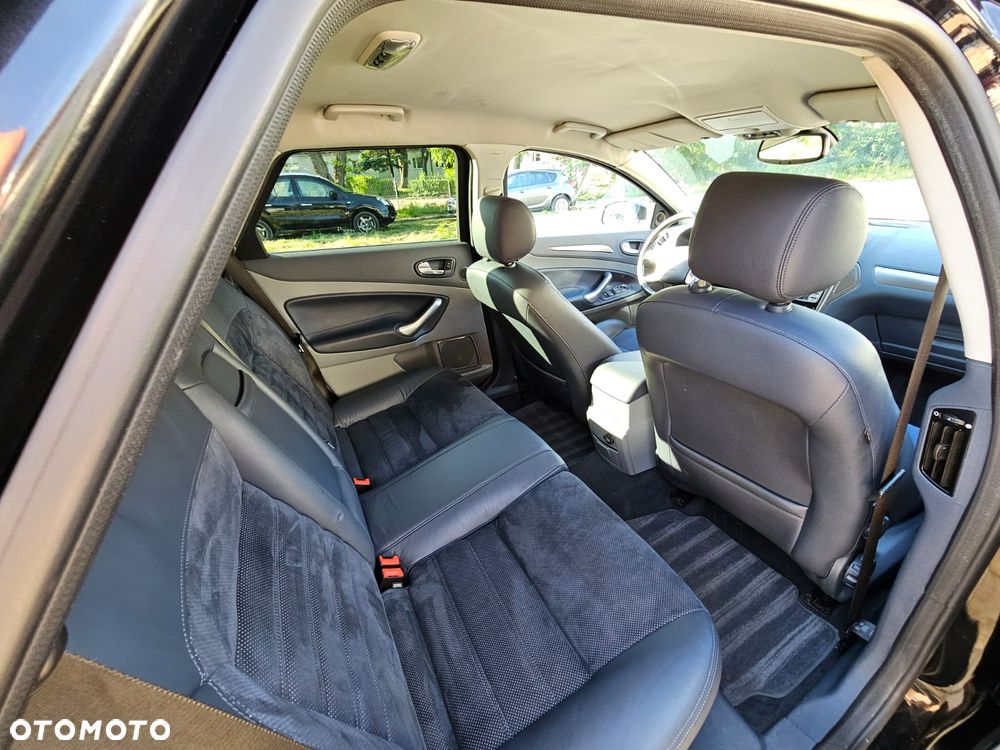 Ford Mondeo - 14