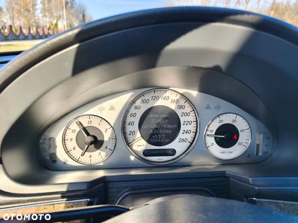 Mercedes-Benz Klasa E 220 CDI Automatik Elegance - 2