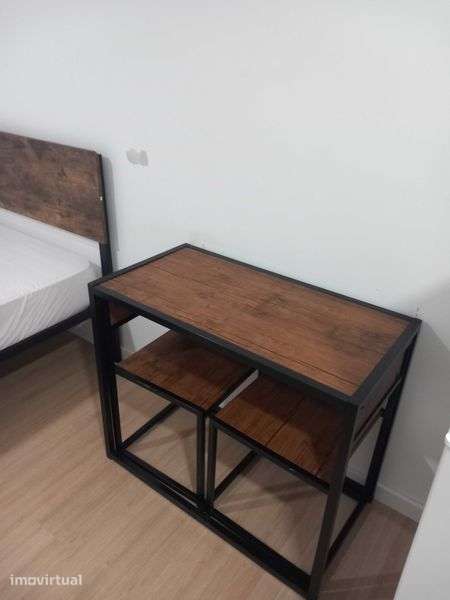 Aluga-se Estudio T0 Amora junto da estação Fertagus - Grande imagem: 4/12
