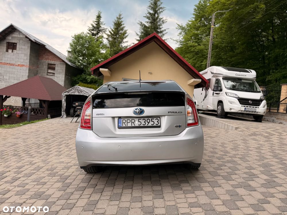 Toyota Prius 1.8 HSD Active - 7