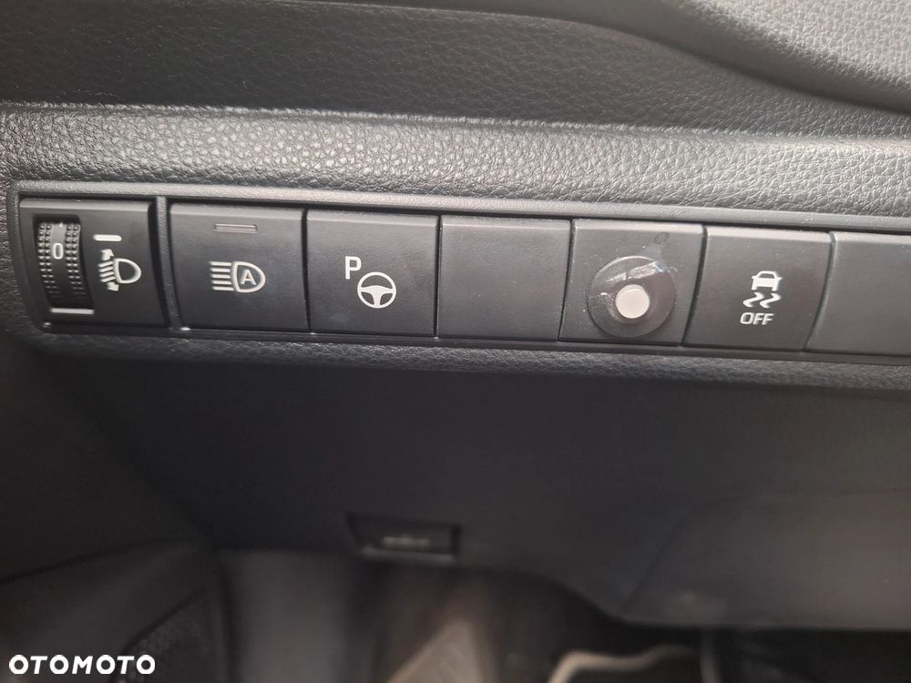 Toyota Corolla 1.8 Hybrid Comfort - 19