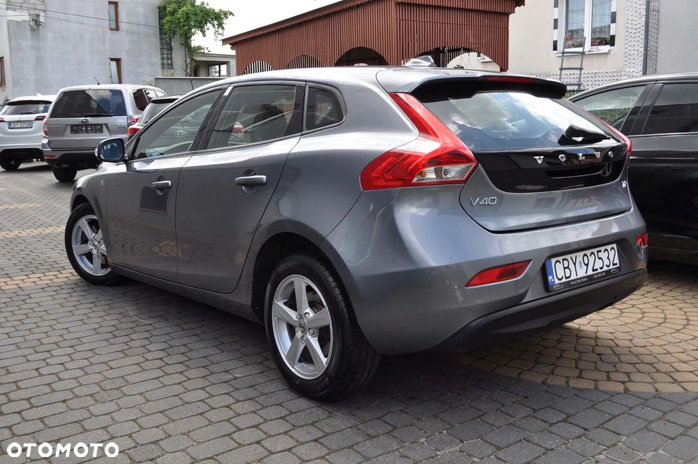 Volvo V40 T2 Ocean Race - 7