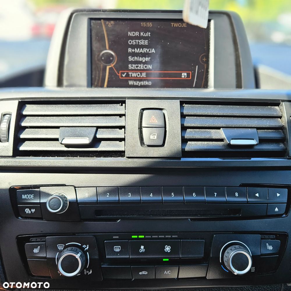 BMW Seria 1 114i Sport Line - 25