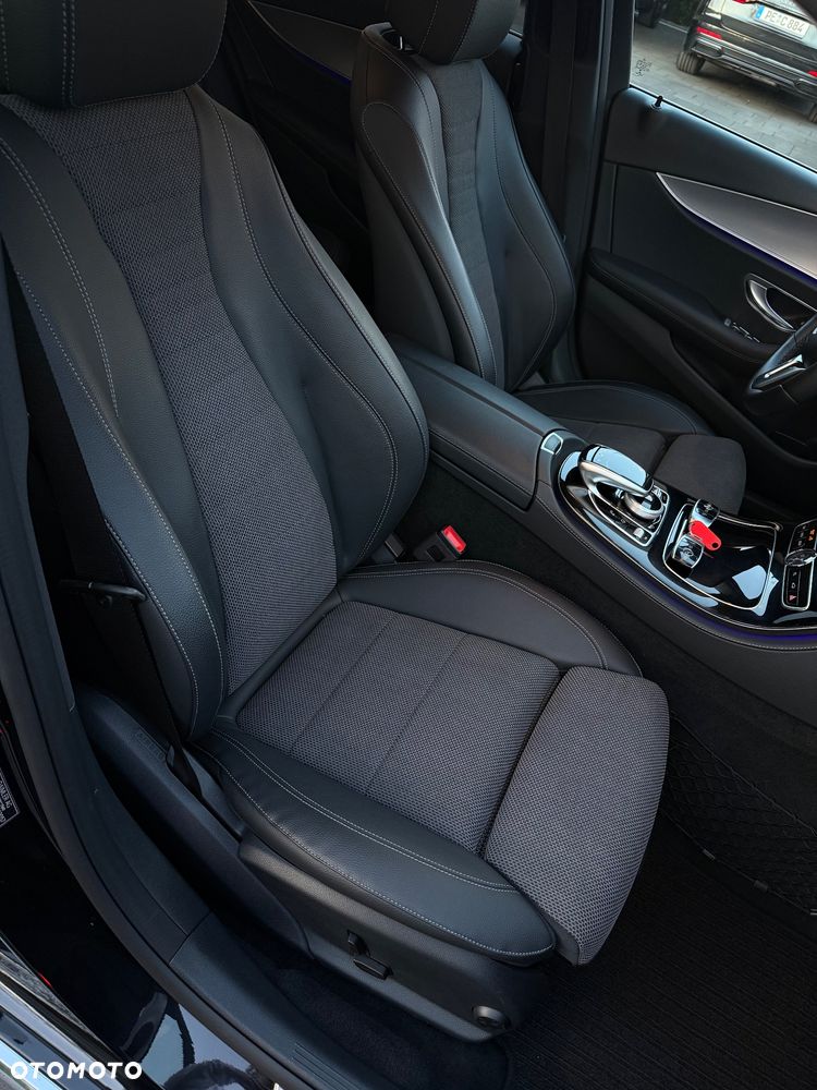 Mercedes-Benz Klasa E 300 de 9G-TRONIC Avantgarde - 33