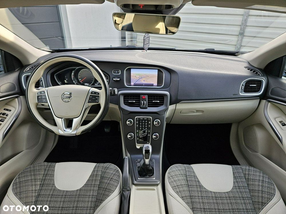 Volvo V40 D2 Drive-E SCR Dynamic Edition - 33