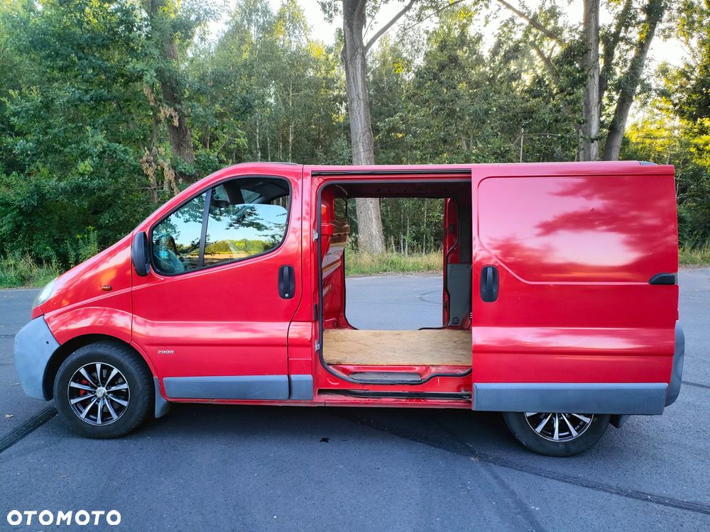 Opel Vivaro - 1
