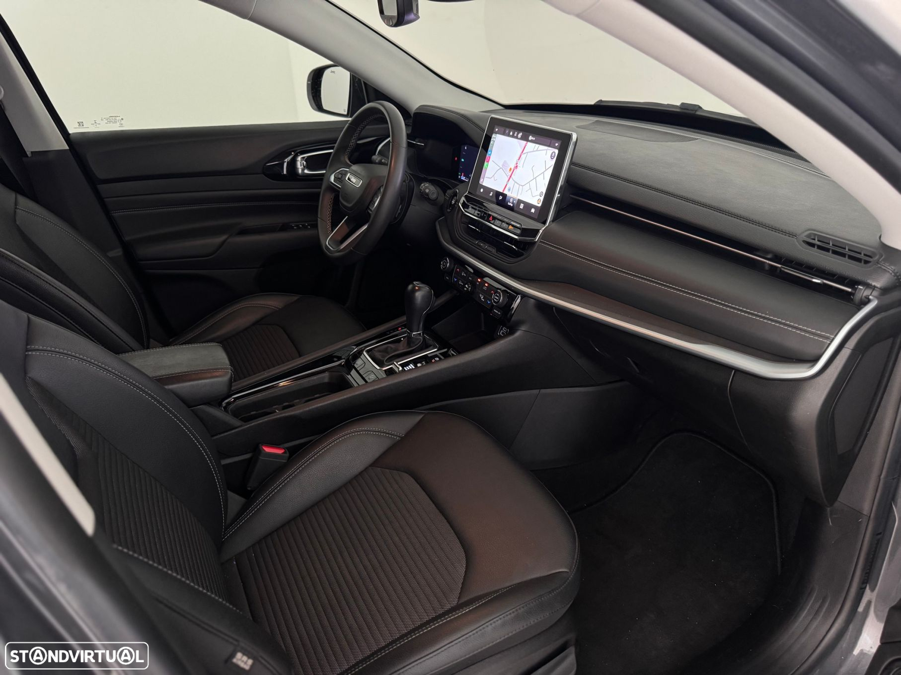 Jeep Compass - 11