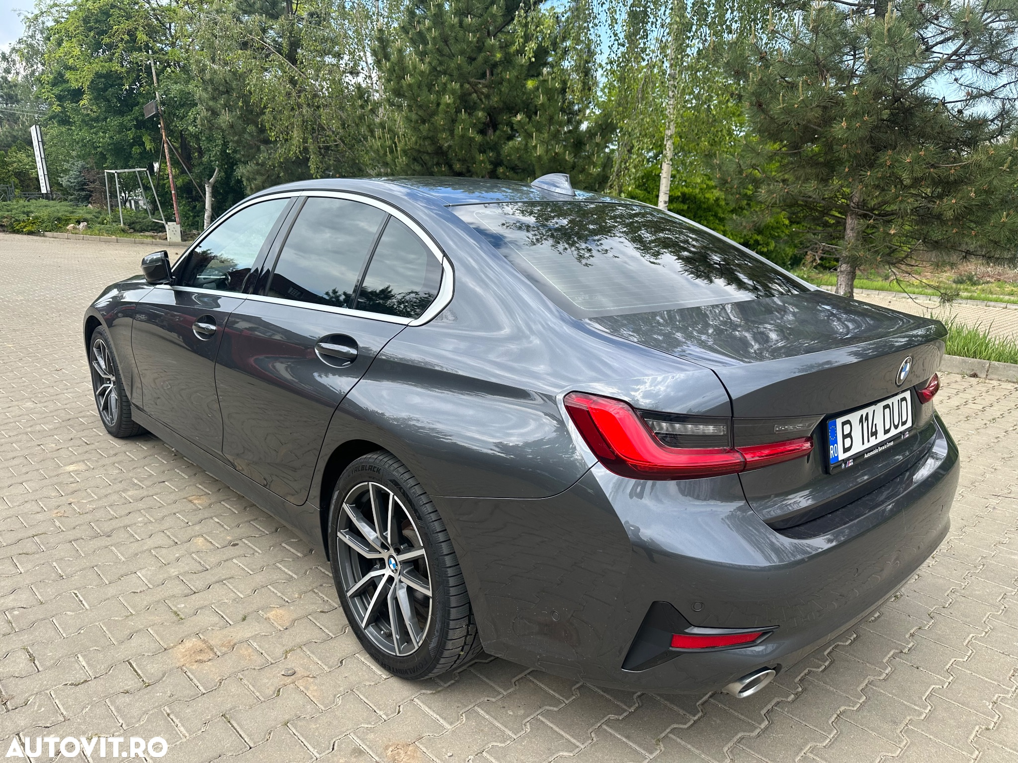 BMW Seria 3 320d xDrive AT - 11