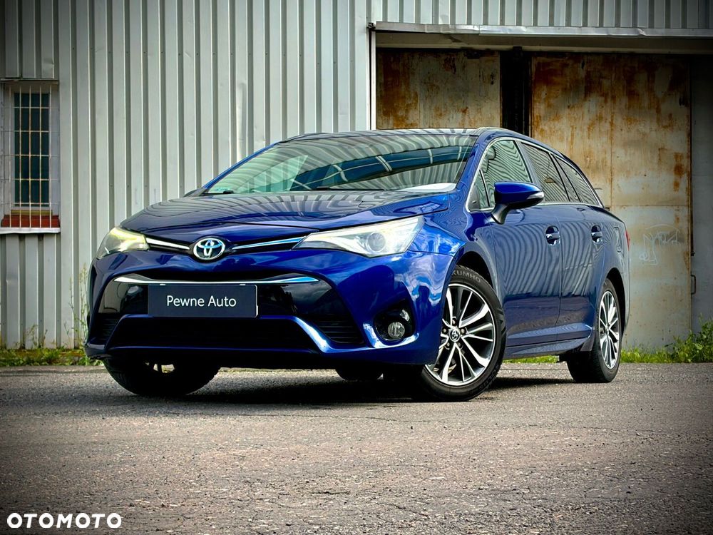 Toyota Avensis 2.0 Premium MS - 1