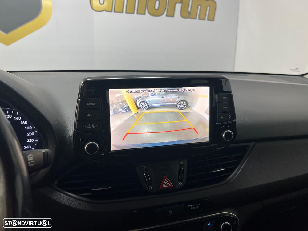 Hyundai i30 1.0 T-GDI Comfort+Navi - 12