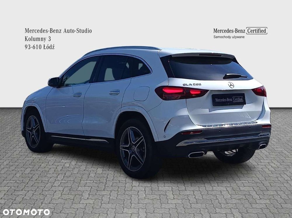 Mercedes-Benz GLA - 5