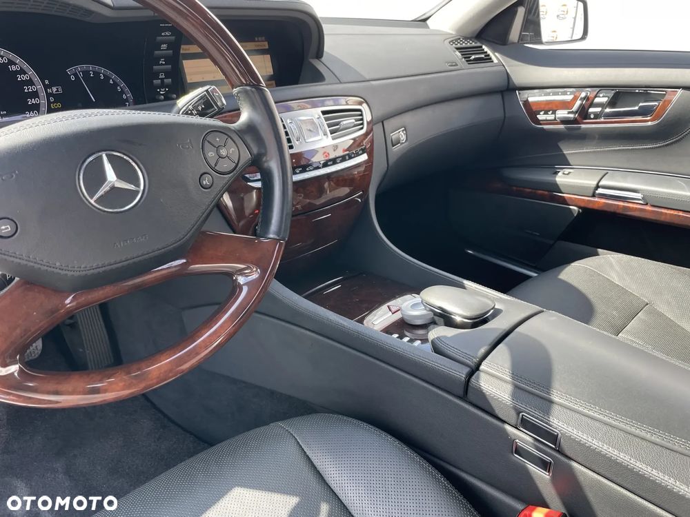 Mercedes-Benz CL 500 (BlueEFFICIENCY) 7G-TRONIC - 21