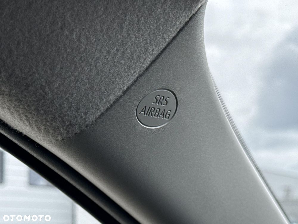 Toyota Yaris Hybrid 1.5 Comfort - 24