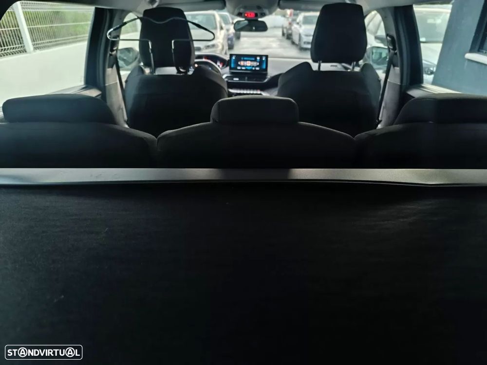 Peugeot 5008 PureTech 130 EAT8 Stop & Start Allure - 37