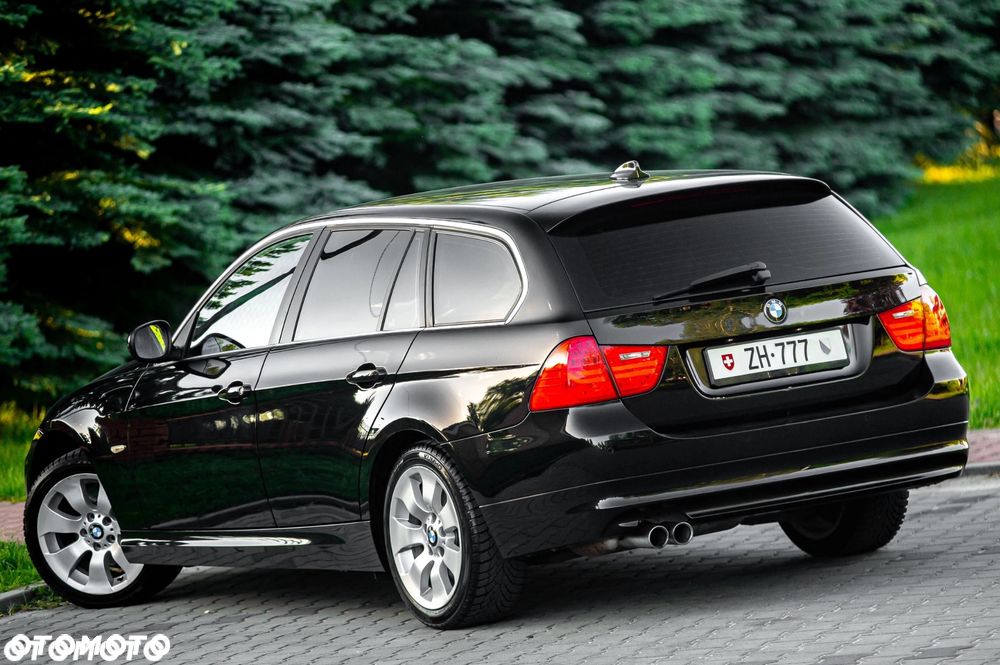 BMW Seria 3 325i xDrive Edition Exclusive - 13