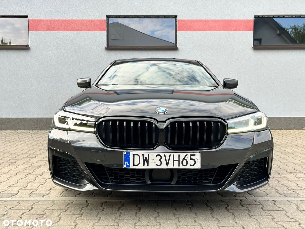 BMW Seria 5 530d xDrive mHEV M Sport sport - 7