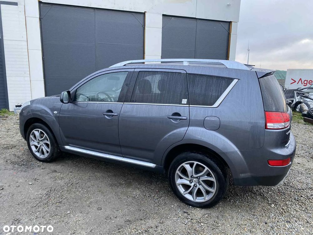 Citroën C-Crosser 2.2 HDi Exclusive - 3