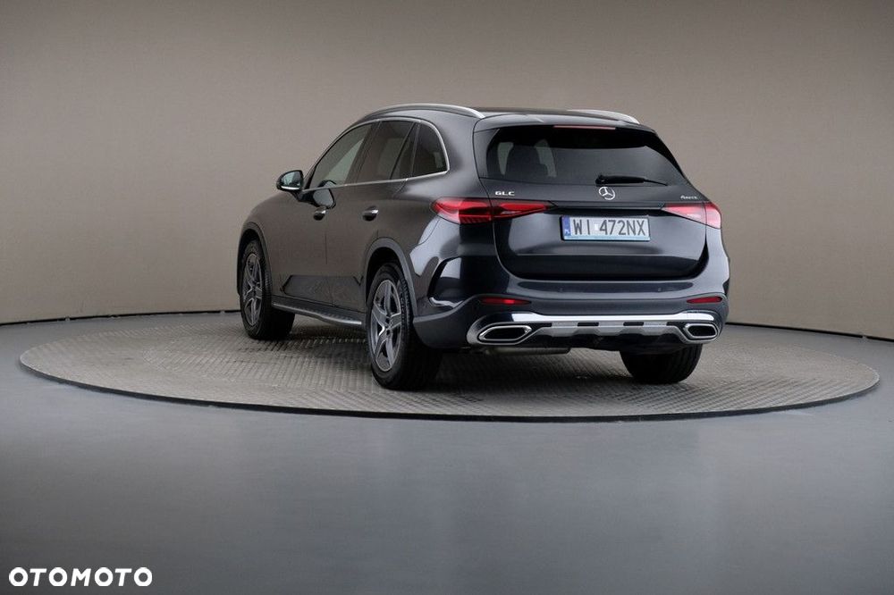 Mercedes-Benz GLC - 2