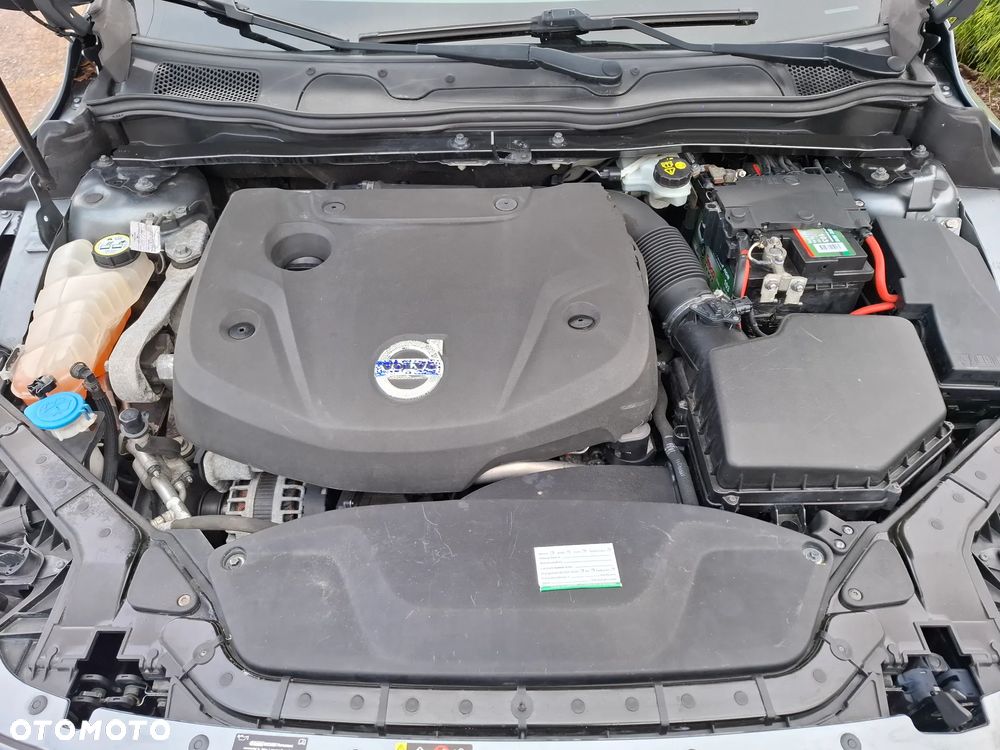 Volvo V40 D4 Geartronic You - 28