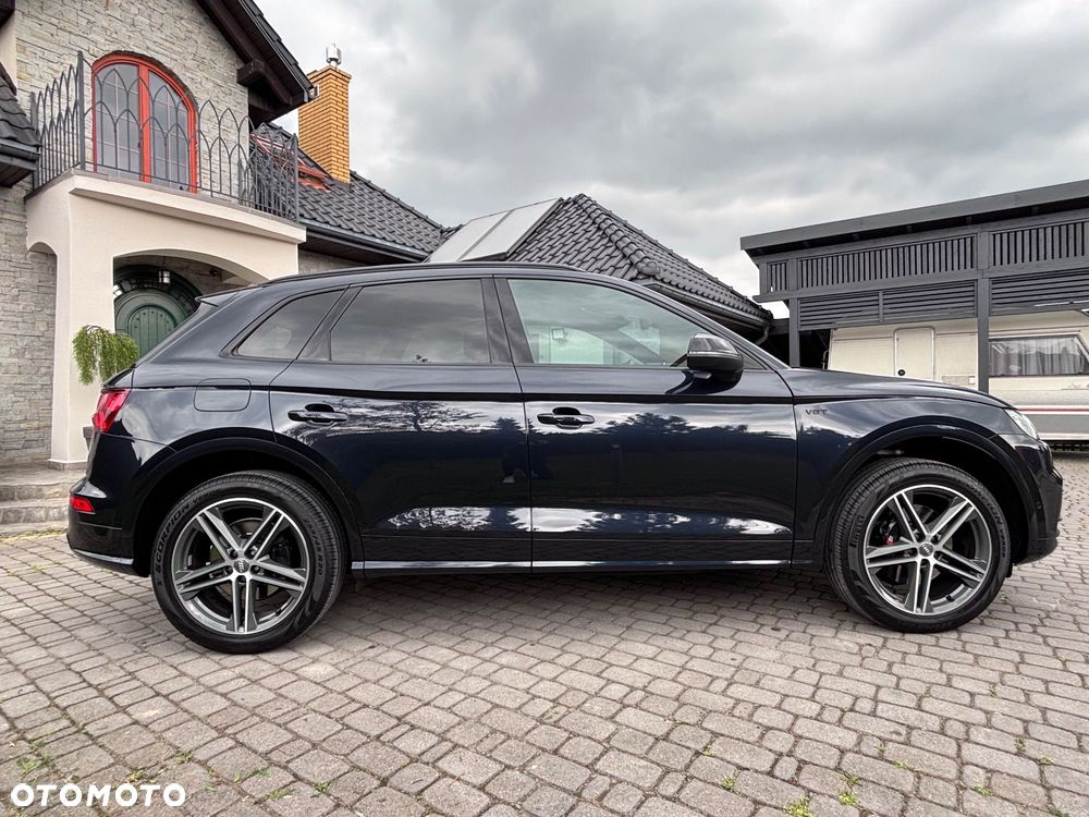 Audi SQ5 - 5