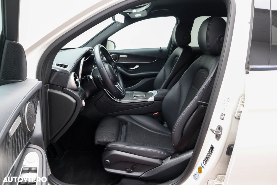 Mercedes-Benz GLC 300 de 4Matic 9G-TRONIC - 19