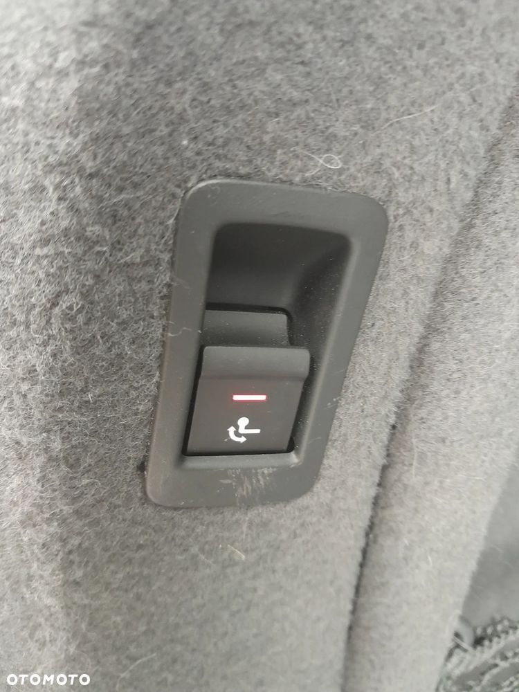 Audi A4 Allroad - 10