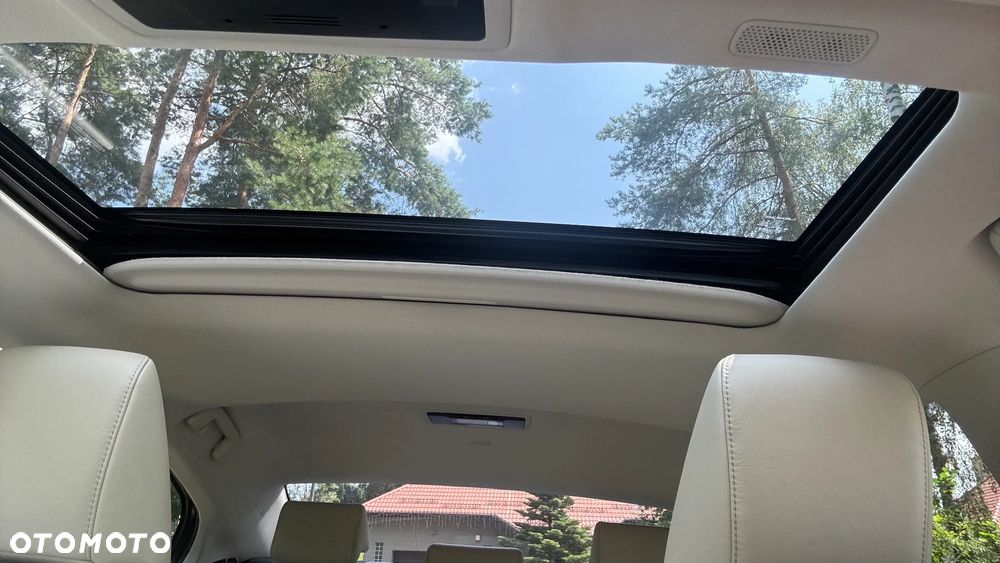 Lexus ES 300h Prestige - 13