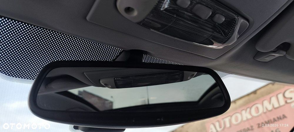 Ford Kuga 2.0 TDCi 2x4 Titanium - 24