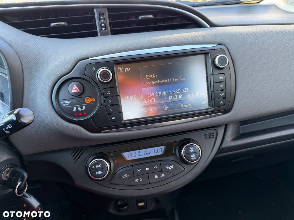 Toyota Yaris - 18
