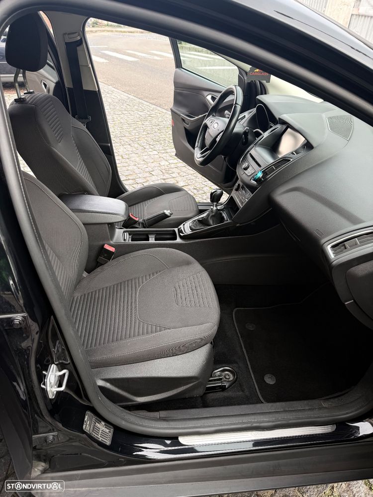 Ford Focus SW 1.5 TDCi Titanium - 19