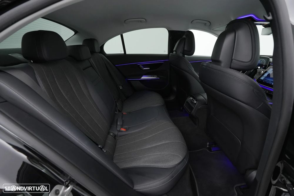 Mercedes-Benz E 300 e Avantgarde - 32