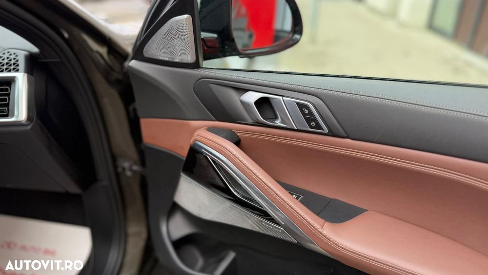 BMW X6 xDrive40i AT MHEV - 26