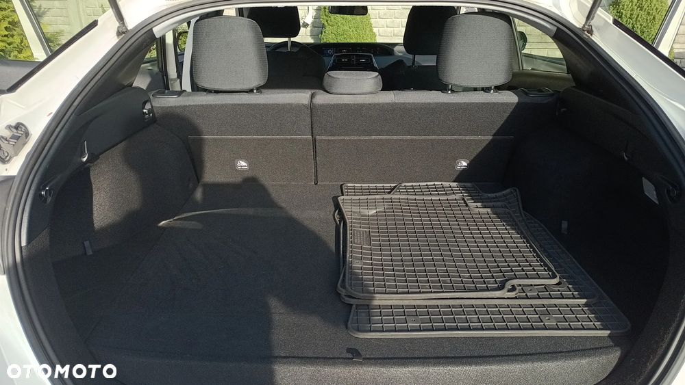 Toyota Prius - 16