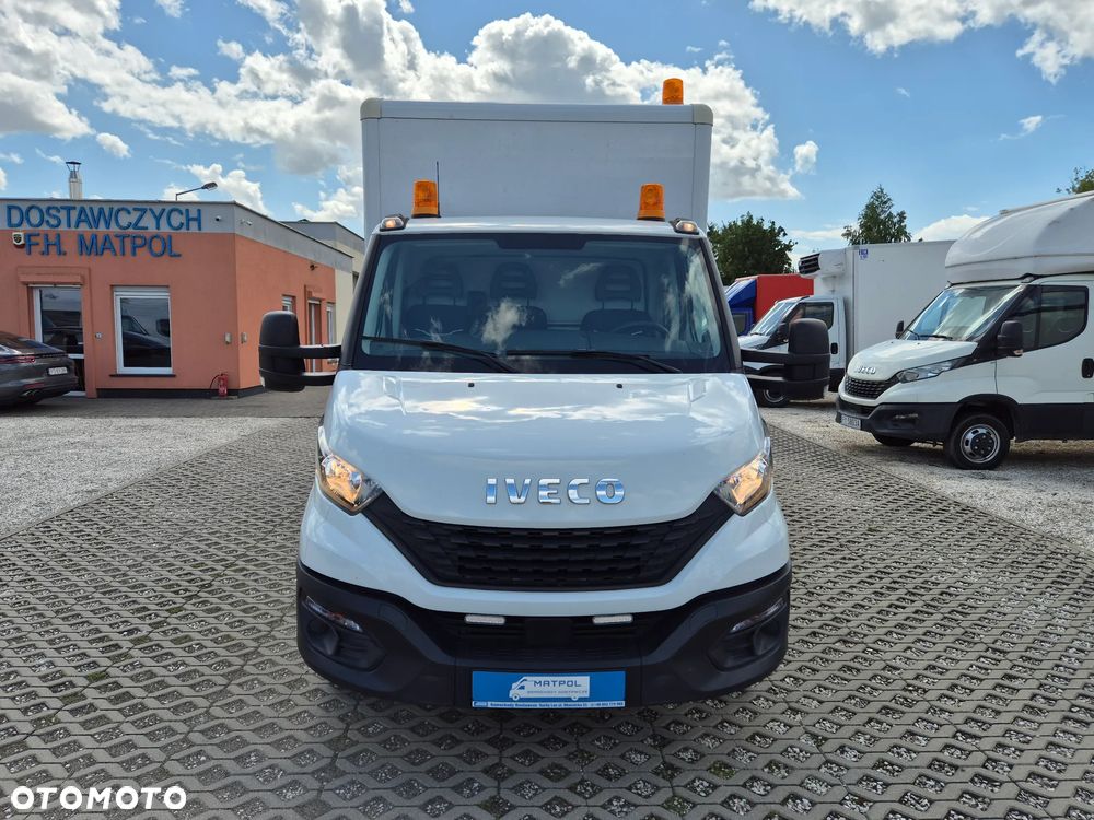 Iveco Daily 35C16, kontener 8PAL, winda, klimatyzacja, bliźniaki, HAK 3.5T - 2