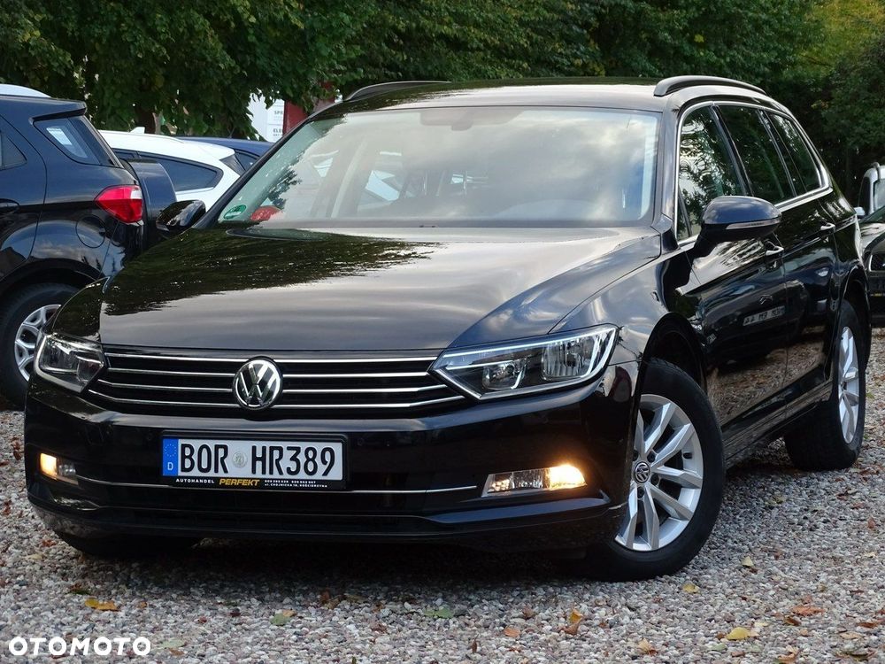 Volkswagen Passat - 12