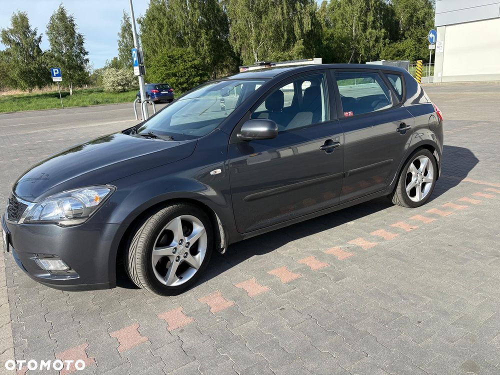 Kia Ceed 1.4 Comfort - 3