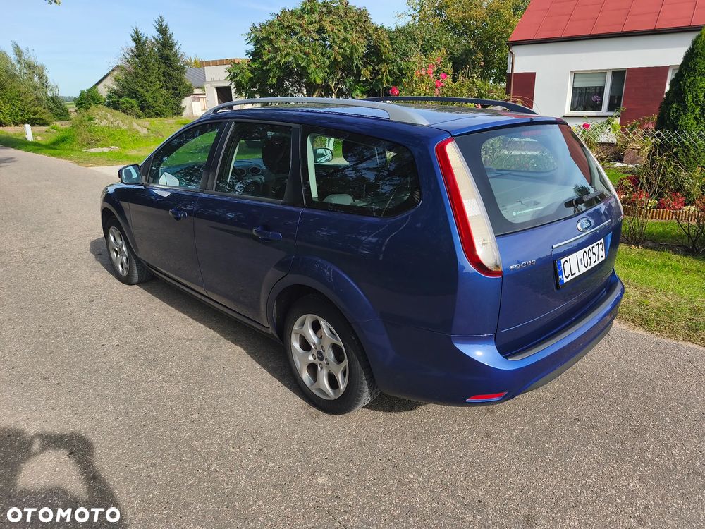 Ford Focus 1.6 TDCi Ambiente - 6