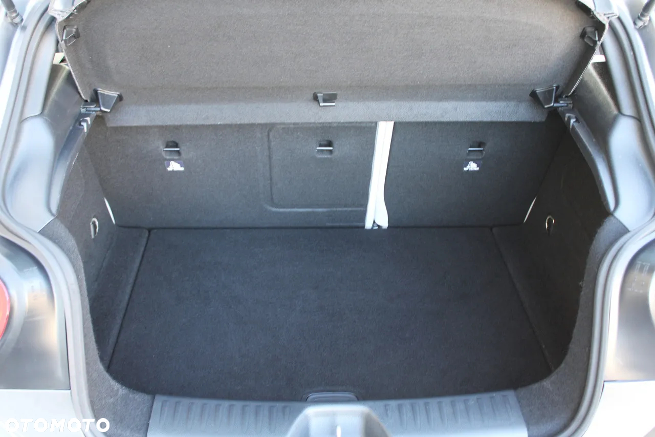 Mercedes-Benz Klasa A 250 4Matic 7G-DCT Urban - 36