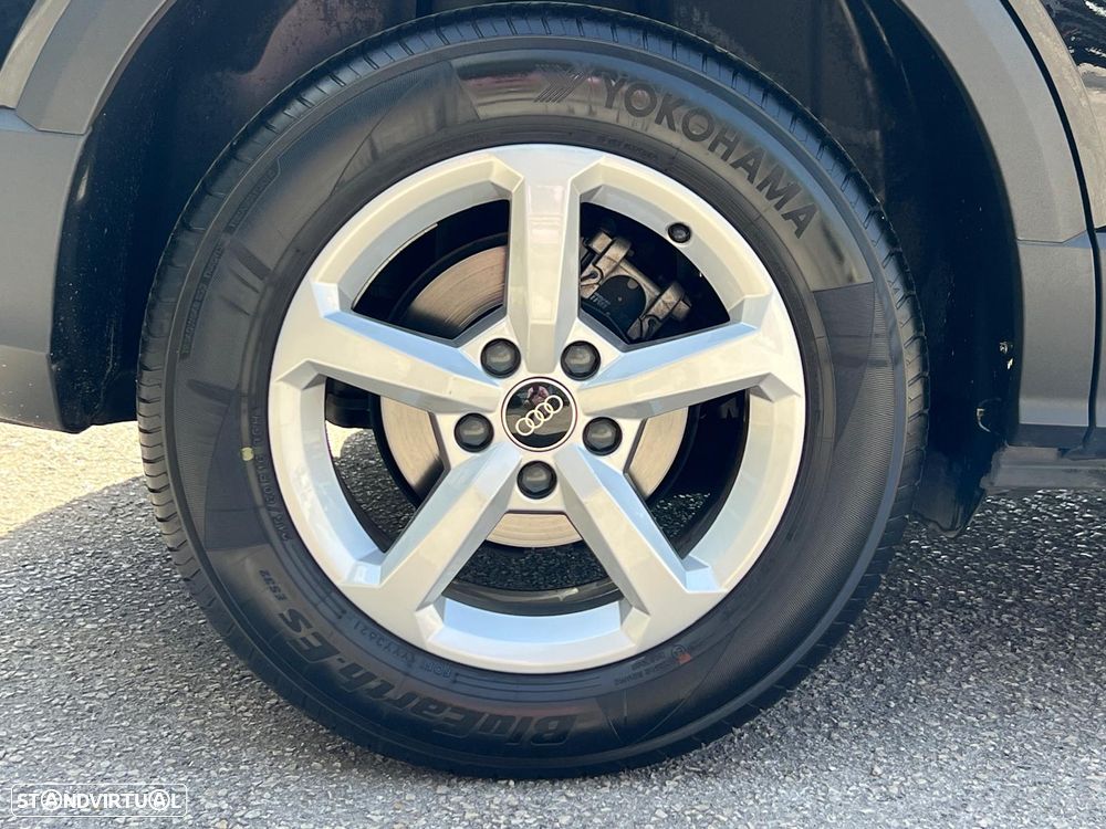 Audi Q2 30 TDI - 6