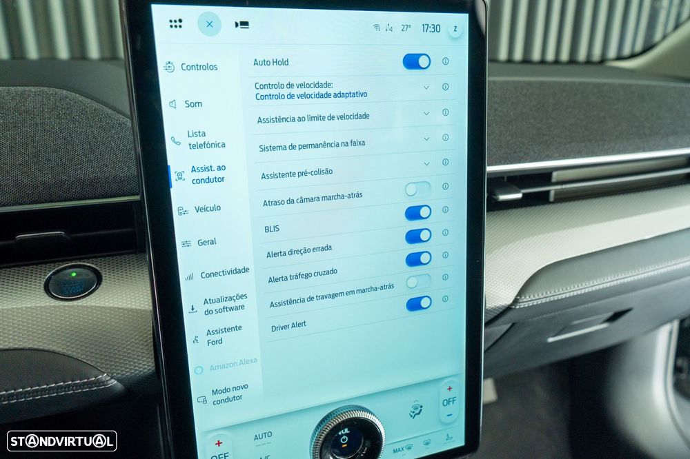 Ford Mustang Mach-E Standard - 17