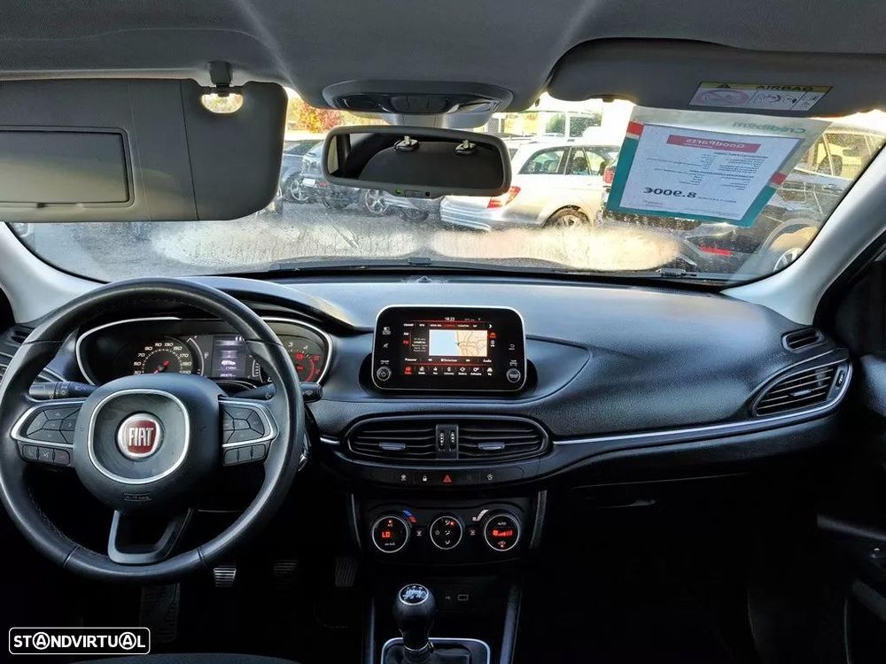 Fiat Tipo Station Wagon 1.3 M-Jet Lounge Tech - 3