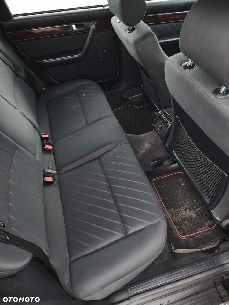Audi A6 Avant - 9