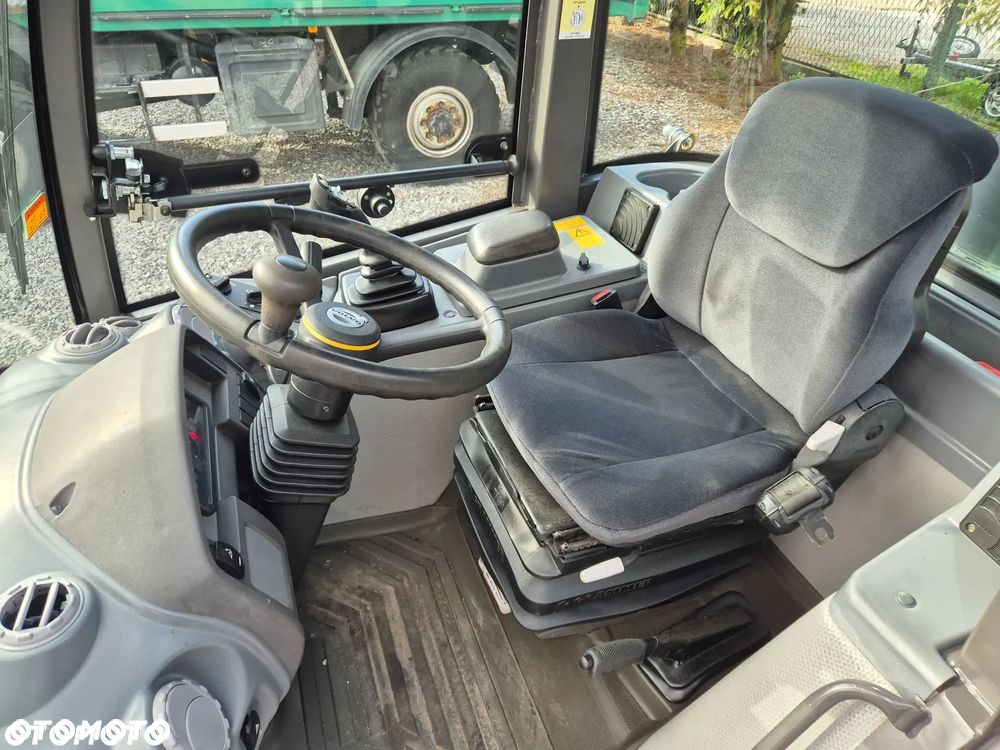 Volvo L28F Ładowarka Łyżka Widły 4x4 2019 rok - 7