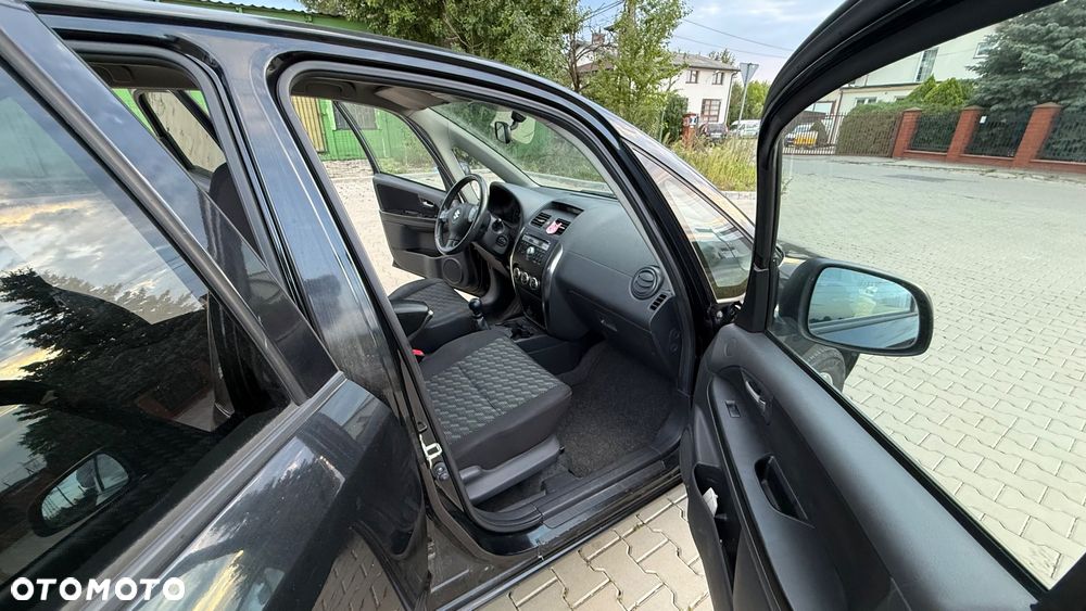 Suzuki SX4 1.6 GLX / Comfort - 11